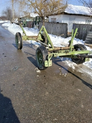 Vand căruță instare  foarte bună pe fer si pe butucii - imagine 3