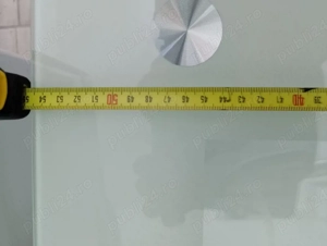 vand masuta de sticla