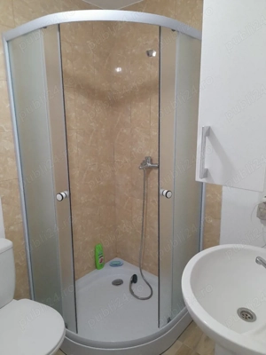 casă cu teren generos, ideala pentru locuit si relaxare. - imagine 3