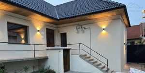 Casa individuala cu 3 Camere zona spitalul Judetean