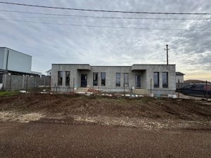 Sanandrei, Duplex pe PArter , 3 Dormitoare, 2 bai, Dresing, Perete Dublu - imagine 2