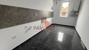 2 camere | Decomandat | La asfalt | Loc de parcare | Statie de autobuz