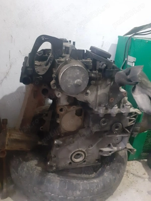 Vând motor BMW E 90.