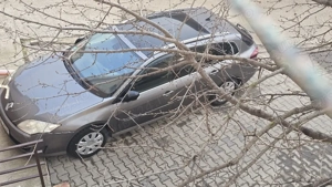 Vând Renault Laguna 3, facelift, 2010 - imagine 7