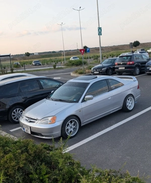 Honda Civic EM2 model US 1.7 VTEC Benzină