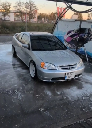 Honda Civic EM2 model US 1.7 VTEC Benzină - imagine 2