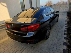 BMW Seria 5 G30 Model 520d - imagine 5