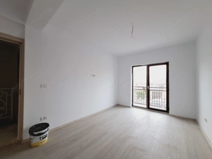 Aproape de benzinaria ESO. Casa cu 5 camere. Cu dormitor la parter. - imagine 8