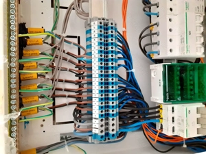 Instalați electrice 