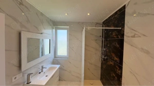 apartament cu 3 dormitoare 