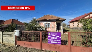 Vânzare casă și teren, posibilitate parcelare, strada Petrești - Primăverii