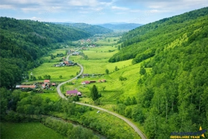 Teren la poalele padurii,Buzaiel,Vama Buzaului,DJ,constructie +utilitati,Brasov