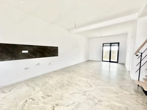 Duplex pe parter cu 3 camere si pod mansardabil - 275 mp de teren - Mosnita  - imagine 2
