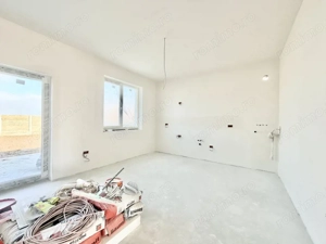 Duplex cu 3 camere - Cartier Asfaltat - Mosnita - imagine 8