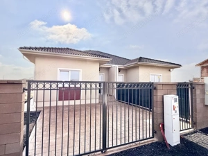 Duplex cu 3 camere - Cartier Asfaltat - Mosnita