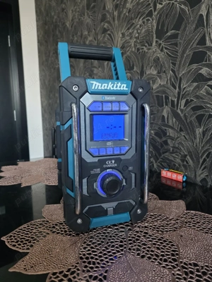 Radio Makita DMR 301 - imagine 4
