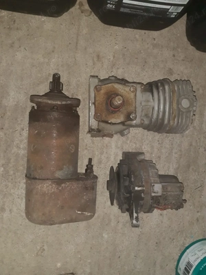 Vând demarol tractor U650