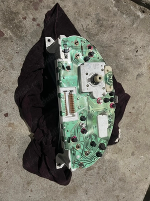 Ceasuri bord Opel Tigra A  - imagine 2