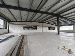 Hala cu Showroom Ghiroda 570 mp 5000 euro - imagine 4