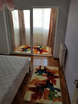 Inchiriez apartament cu 4 camere in Zamca - imagine 7