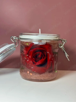 Lumanare cu trandafir natural