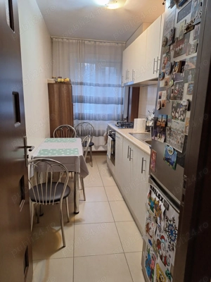 Apartament 3 camere, etaj 1, Cartier Ostroveni, zona Hermes, Rm Valcea - imagine 4