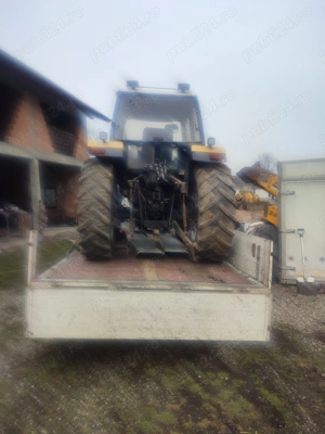 Tractor cu incarcator frontal  4x4. - imagine 3