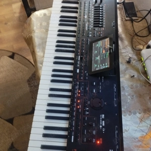 Vând Korg Pa4x 76 clape 