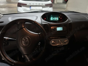 Toyota yaris verso 2003 cu AC - imagine 4