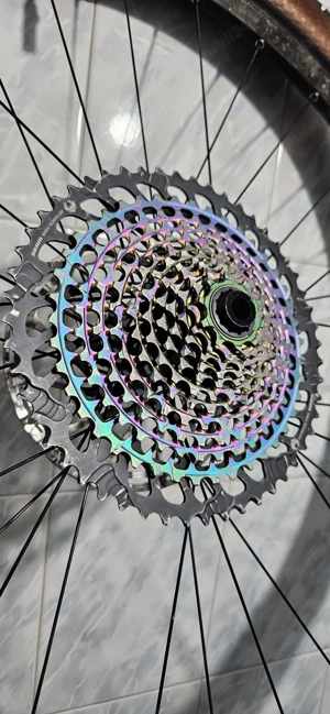 Pinioane + lant Sram Eagle XG-1299 10-52T Rainbow - imagine 8