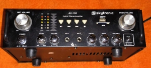 Skytronic AV-100 amplificator stereo karaoke   USB   SD   2 x 50 Watt - imagine 2