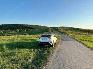 Toyota CHR Hibrid 1.8 ECVT  - imagine 9