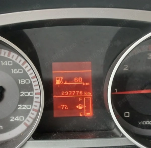 Vând Mitsubishi Outlander 2.2 TDI din 2008 - imagine 2