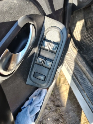 Vând Duster 1.5 dci 2017 - imagine 6