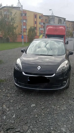 Vând Scenic 7 locuri 