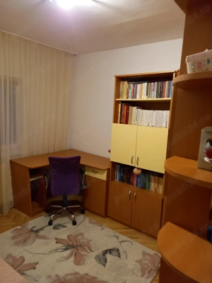 Proprietar,închiriez apartament cu 3 camere,centrala proprie,izolat,in zona Sagului,Piata Doina  - imagine 5