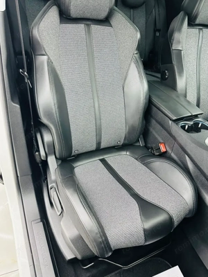 PEUGEOT 3008 - imagine 17