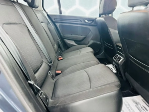 RENAULT MEGANE - imagine 7