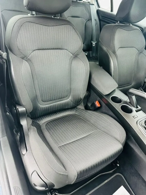 RENAULT MEGANE - imagine 17