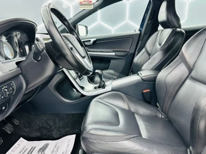 VOLVO Xc-60 - imagine 13