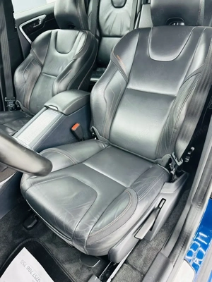 VOLVO Xc-60 - imagine 18