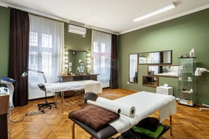 Apartament cu 2 camere de vânzare în zona Teatrului de Stat