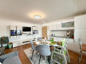 Apartament 3 camere, centrala proprie, Semidecomandat, Sagului