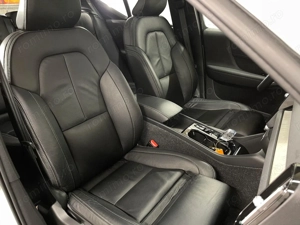 Volvo XC 40 - imagine 11