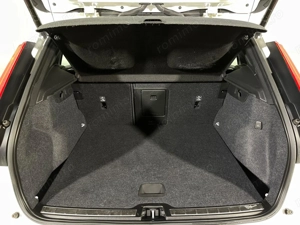 Volvo XC 40 - imagine 13