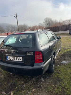 Skoda 1'4 benzina - imagine 3