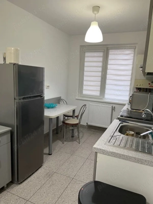apartament de inchiriat