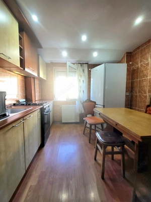 Apartament 2 camere, decomandat, etaj intermediar, aproape de Mall - imagine 3