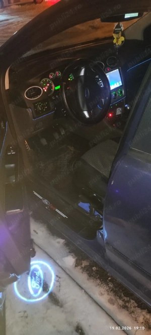 Vând Ford focus MK2 benzină  - imagine 3