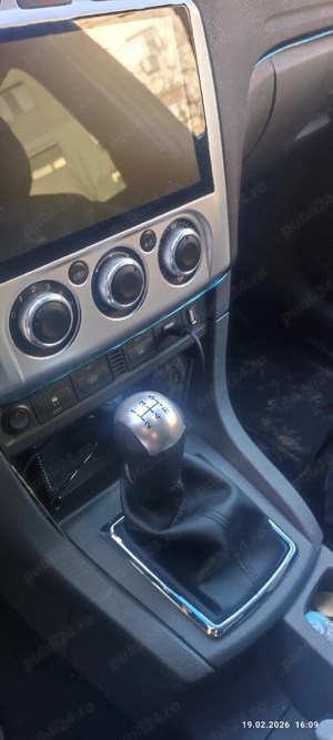 Vând Ford focus MK2 benzină  - imagine 5